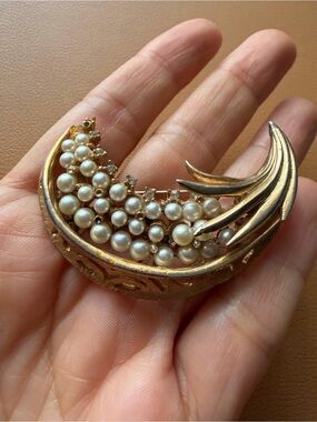Vintage BSK Signed Crescent Moon Brooch